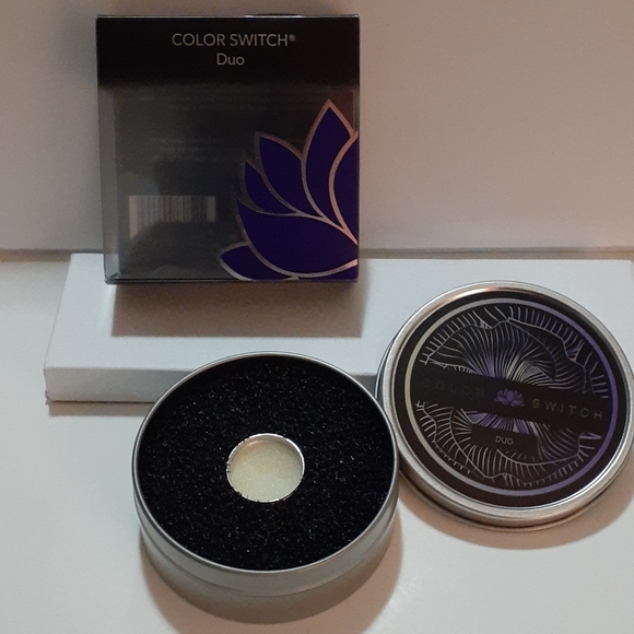 Other - VERA MONA/ COLOR SWITCH DUO